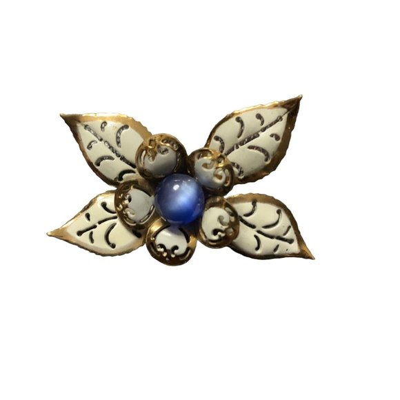 Vtg Coro Moonglow Brooch White Enamel Flowers Blue Center Signed Pin Gold Tone - Picture 1 of 10